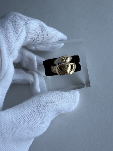 Vintage irish claddagh - irish, yellow