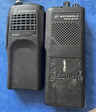 Motorola Radius GP300 + Motorola GP320 5w - VHF / UHF Radio Walkie-talkie Lot x2