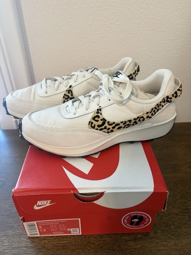 Nike waffle debut white - waffle,