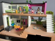 Playmobil 5574 My Life Luxury Furnished Mansion / Villa. Preowned