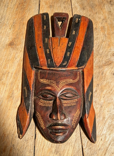 Vintage hand carved - vintage,