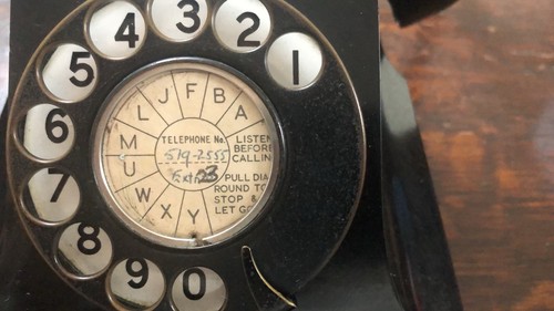 Vintage bakerlite black phone - vintage,