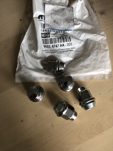 06036747aa genuine jeep - 06036747aa,