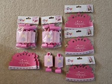 18 PRINCESS KIDS PARTY TIARAS & 16 BLOWOUTS **PARTY BAGS** FANCY DRESS BIRTHDAYS