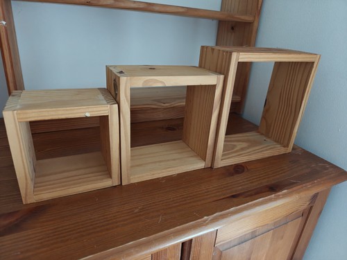 Solid pine wood - cube, wall