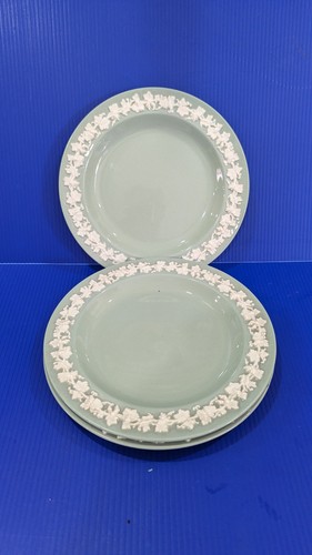 Vintage wedgwood embossed - x,