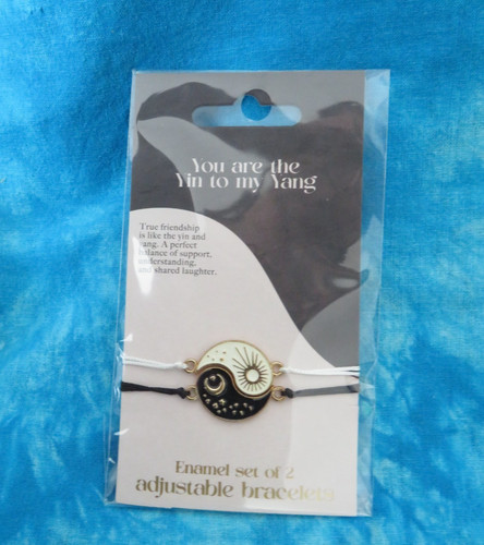 Set yin yang design - design, gold