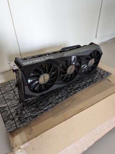 Gigabyte geforce rtx - geforce,