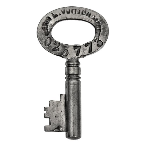 Antique key louis - antique,