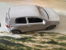 White Burago VW golf R32