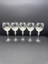 Set of 5 vintage Rona Lily frosted wine glasses petal design