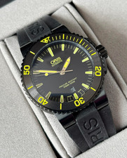 ORIS Aquis Date Automatic