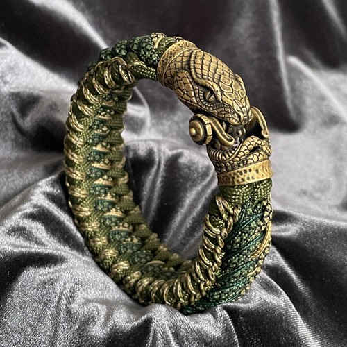 Paracord bracelet stitched - paracord,