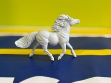 Breyer Factory Unpainted | G2