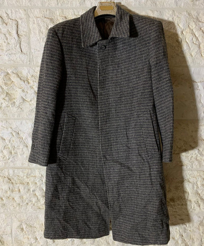 Vintage pure woollen wool