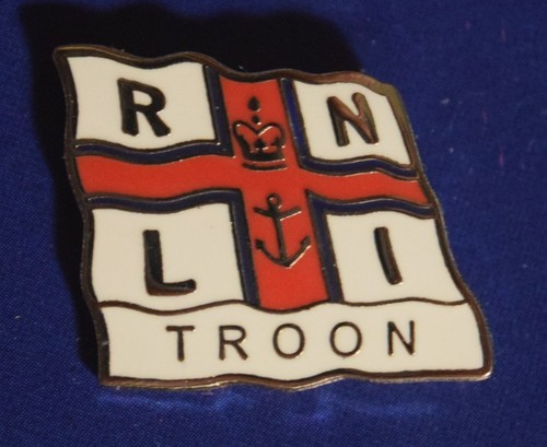 Troon rnli i - l,