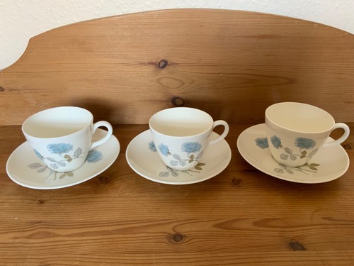 Wedgewood ice rose - ice,