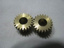 z 92 - Ref 25 - 2 Spur Gears