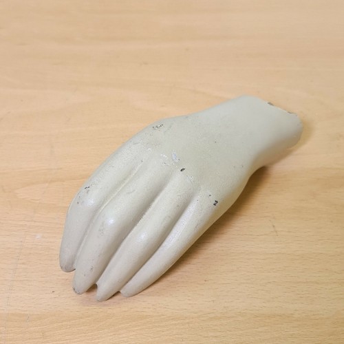 Mannequin ladies left hand - left,