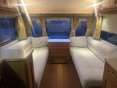 Berth caravan with double - caravan,