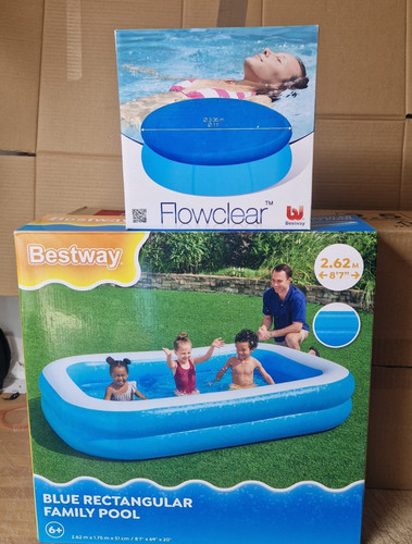 Large family swimming pool - large,