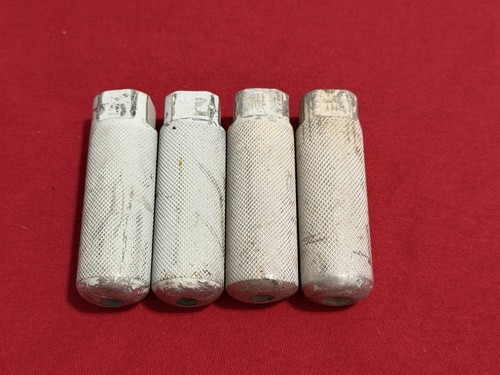1987 white 26t - 26t, pegs
