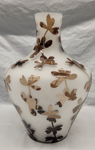 Cameo art glass vase - , frosted