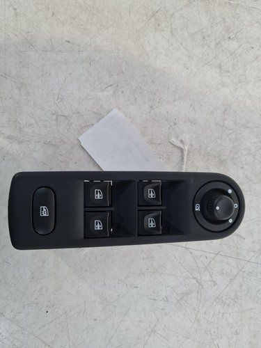 Renault clio ph1 2015 right - clio,
