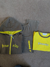 Brownie Uniform, jacket 20", tshirt 20" leggings 24"