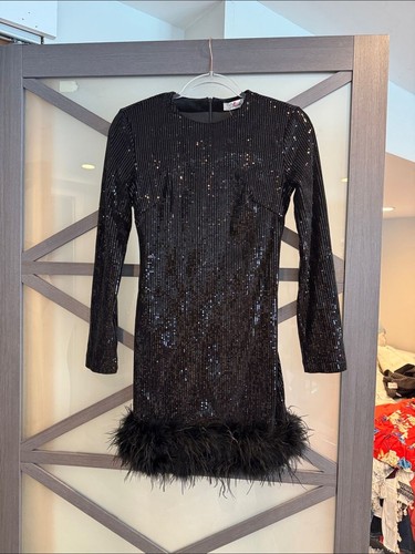 Black sequin feather - hem, party
