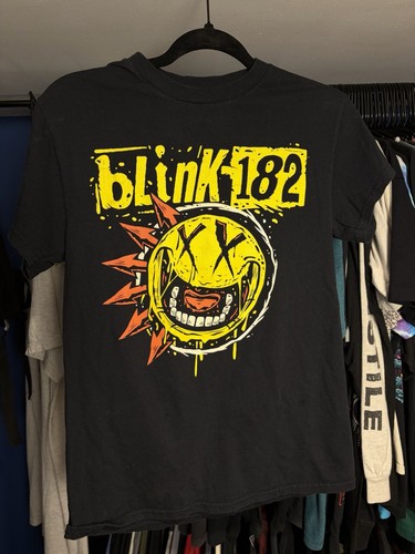 Blink 182 smiling sun - sun, t-shirt