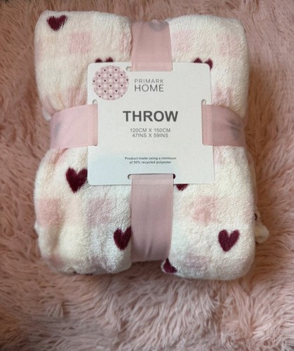 Primark heart blanket - heart,