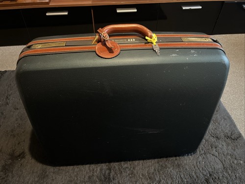 Vintage samsonite hard shell - samsonite,