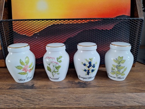 Set vintage herbs - of, ceramic