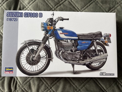 Hasegawa suzuki gt380 b - suzuki,