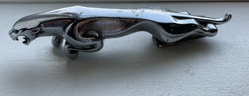 Jaguar leaper emblem - , original