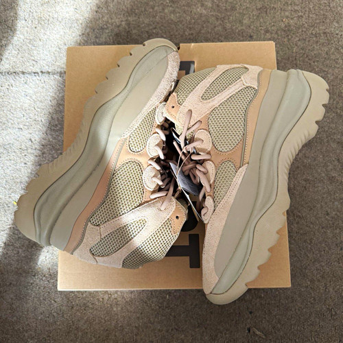 Adidas yeezy yzy dsrt - adidas,