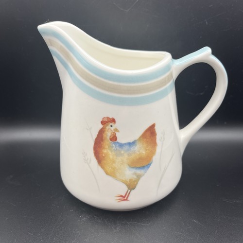 The hen house - hen, pint