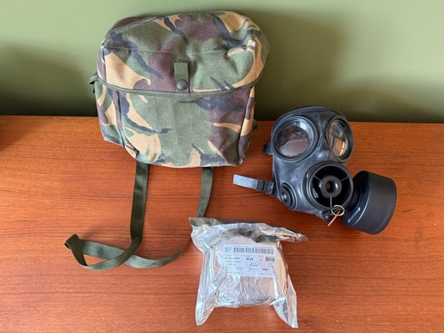British army gas mask - gas, bag