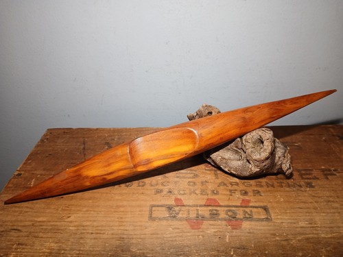 Vintage carved wooden - 13",