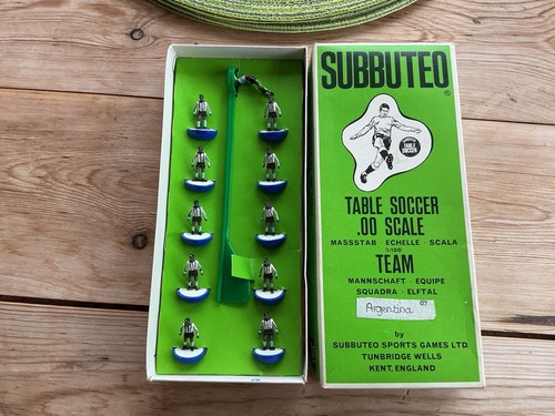 Subbuteo argentina team heavy - team,