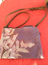 NATIONAL TRUST SHOULDER