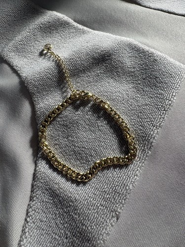 Fifth nyc despina chain