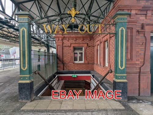 Photo pontypridd station - ,