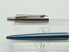 Parker Jotter Metallic Blue/Steel Ballpoint Pen, CT, Blue Ink  *MINT*