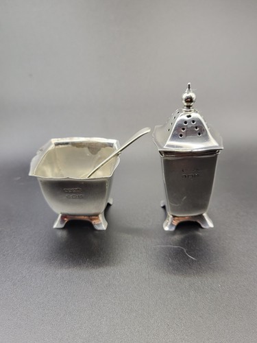 Hallmarked sterling silver - hallmarked,