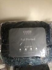 Cozee Home Tufted Velvetsoft 6 Piece Duvet Set in Superking- Green & gold New