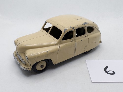 Dinky toys 153 standard - dinky,