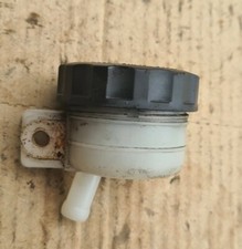 1988 KAWASAKI GTR 1000 ZG1000A1 >>> rear brake fluid reservoir
