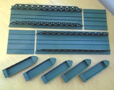 1/72 Wargames Airfix Wargames Terrain Pontoon Bridge Set - No Original Packaging